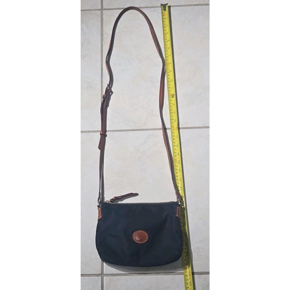 Dooney & Bourke Navy Crossbody Bag with Zip Closure Adjustable Strap Gold - Picture 6 of 12